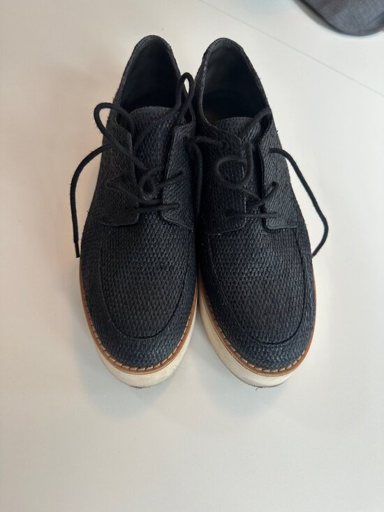 Vince Shoes - Vince Woven Platform Lace Up Shoe W7